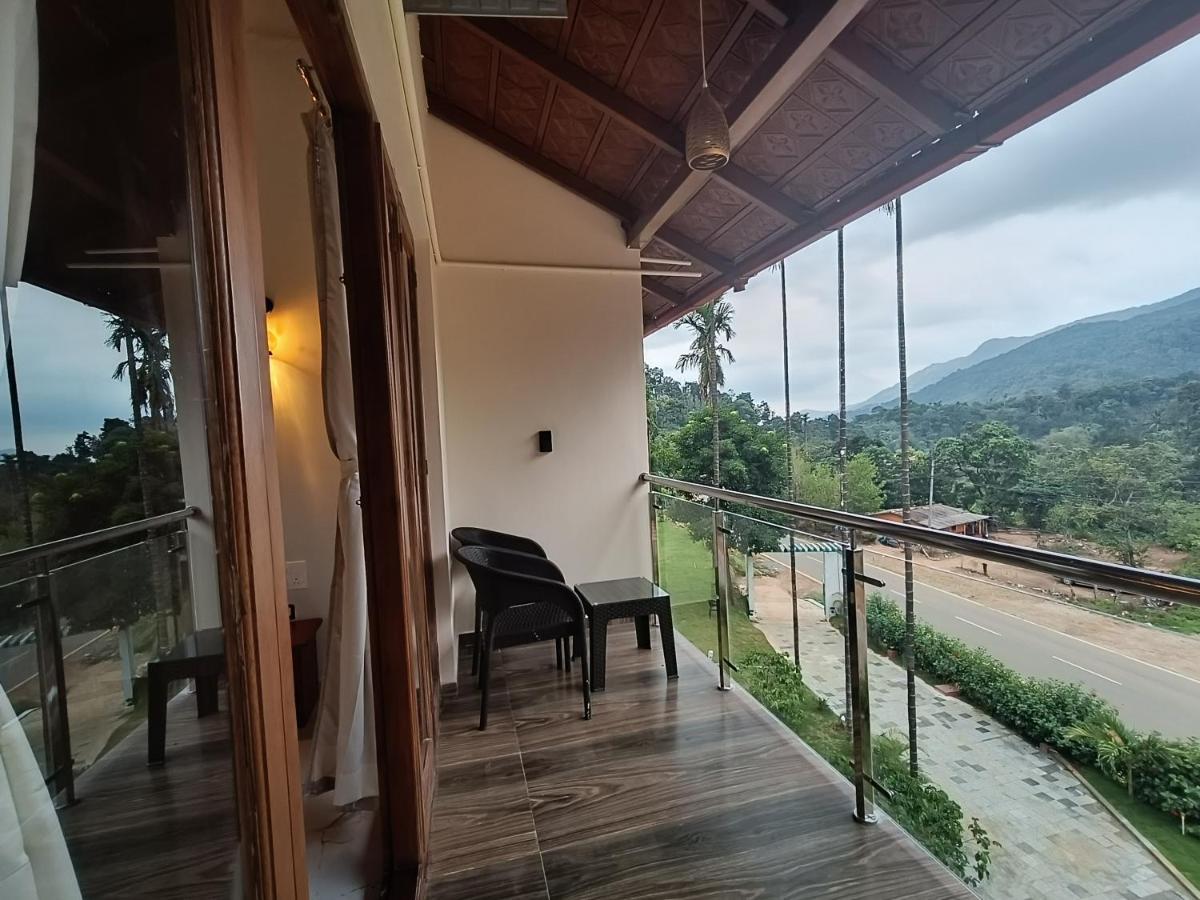 Hill Crest Resort - Coorg Madikeri Eksteriør billede