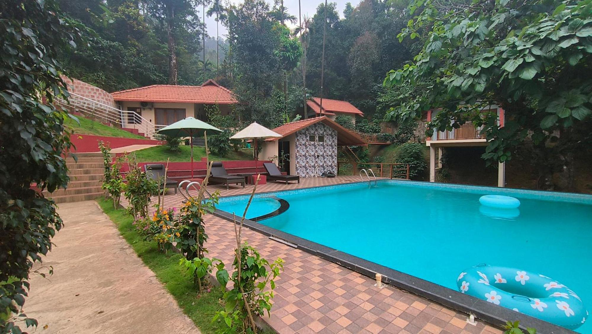 Hill Crest Resort - Coorg Madikeri Eksteriør billede