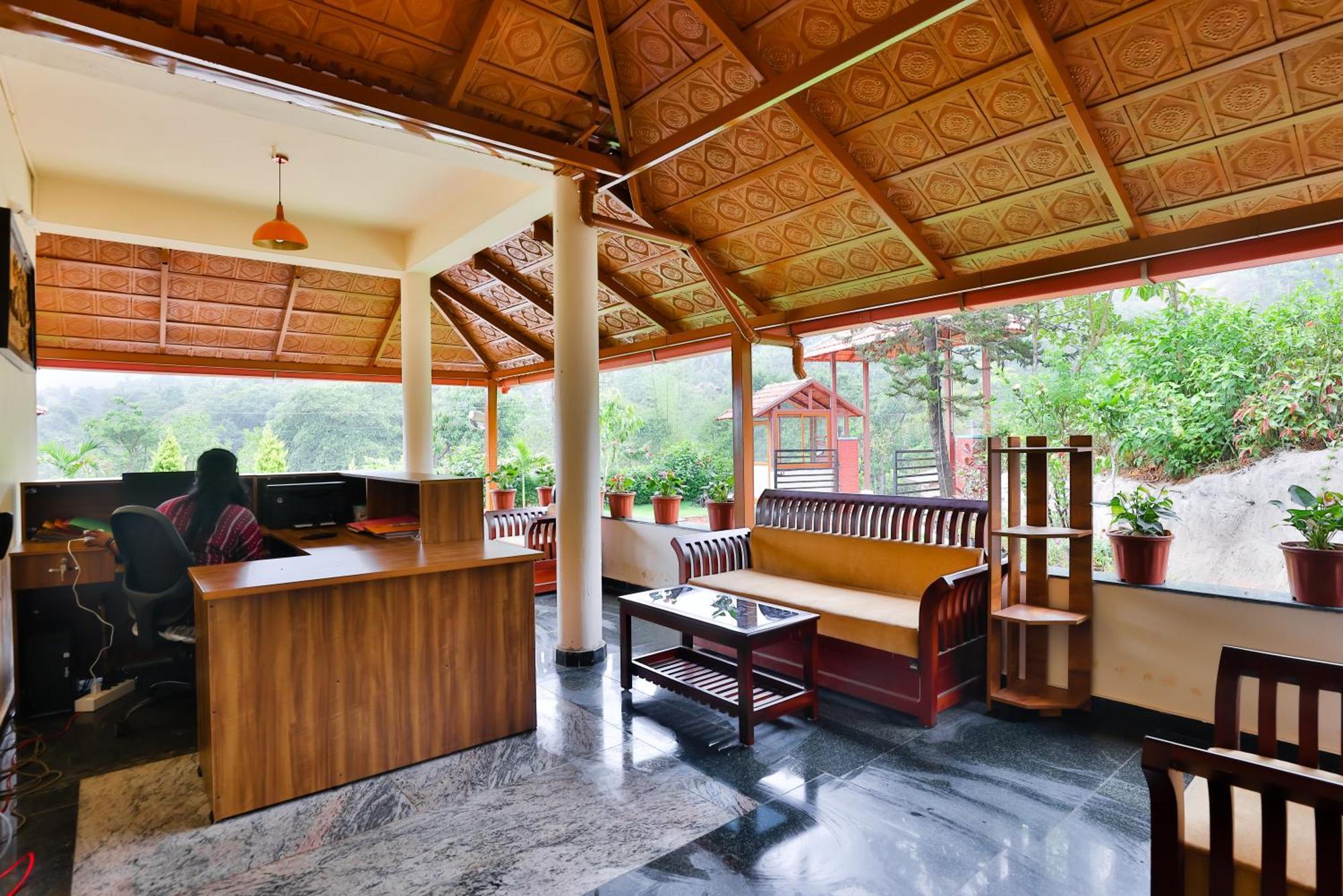 Hill Crest Resort - Coorg Madikeri Eksteriør billede