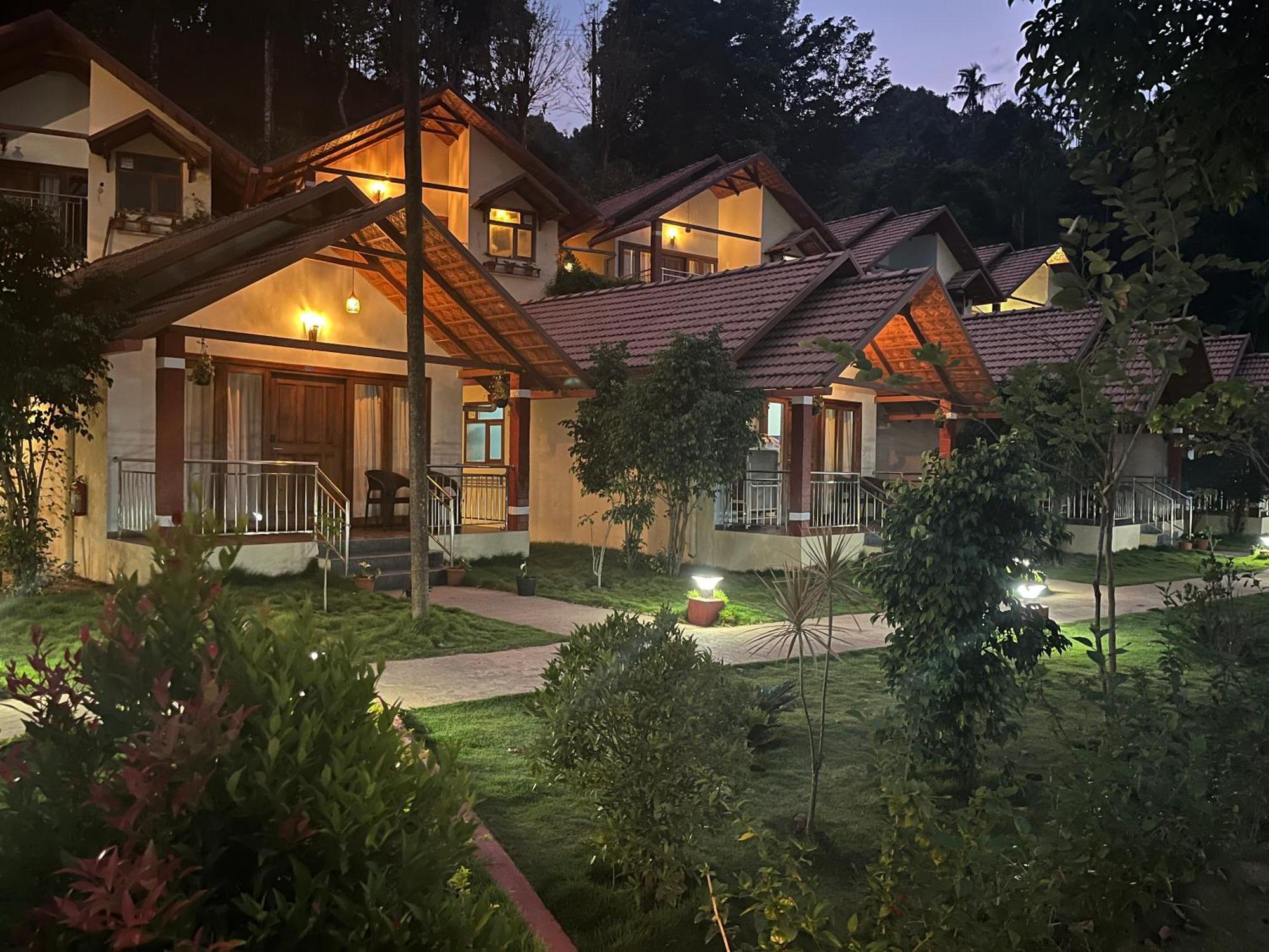 Hill Crest Resort - Coorg Madikeri Eksteriør billede